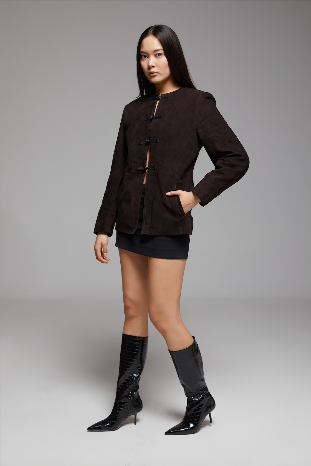 BIENBIE Concerto Jacket in stylish design, featuring a sleek fit and modern details, showcased in a clear product image.