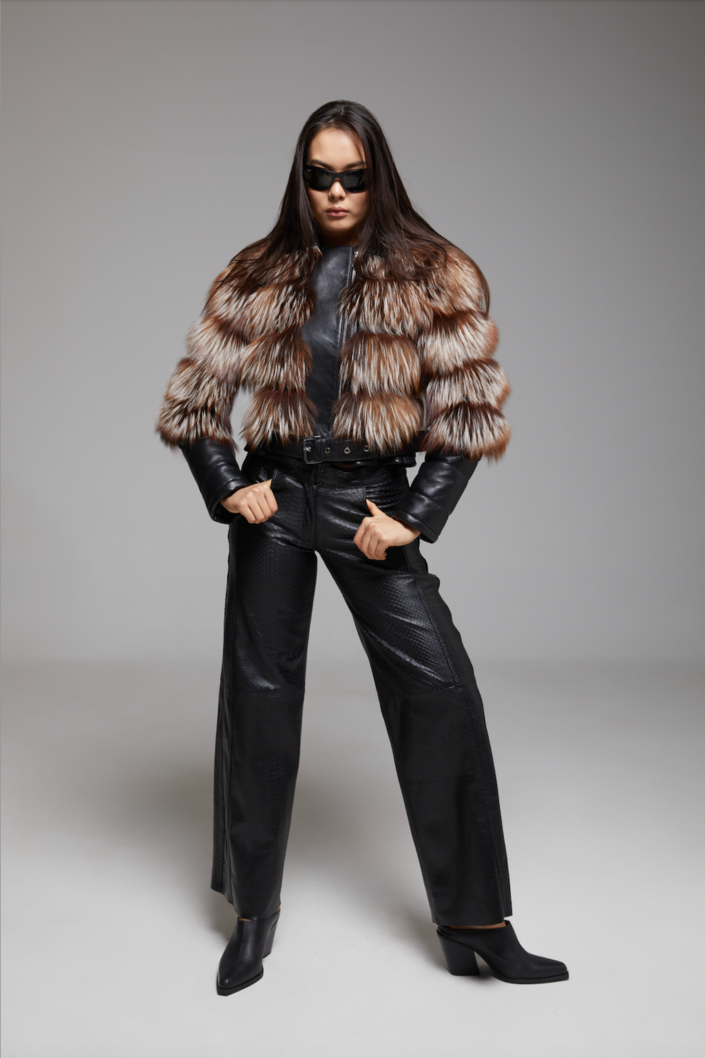 BIENBIE Octave Jacket in stylish design, featuring a modern fit with zipper closure and adjustable cuffs, perfect for casual wear.
