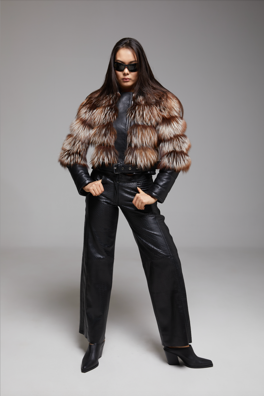 BIENBIE Octave Jacket in stylish design, featuring a modern fit with zipper closure and adjustable cuffs, perfect for casual wear.