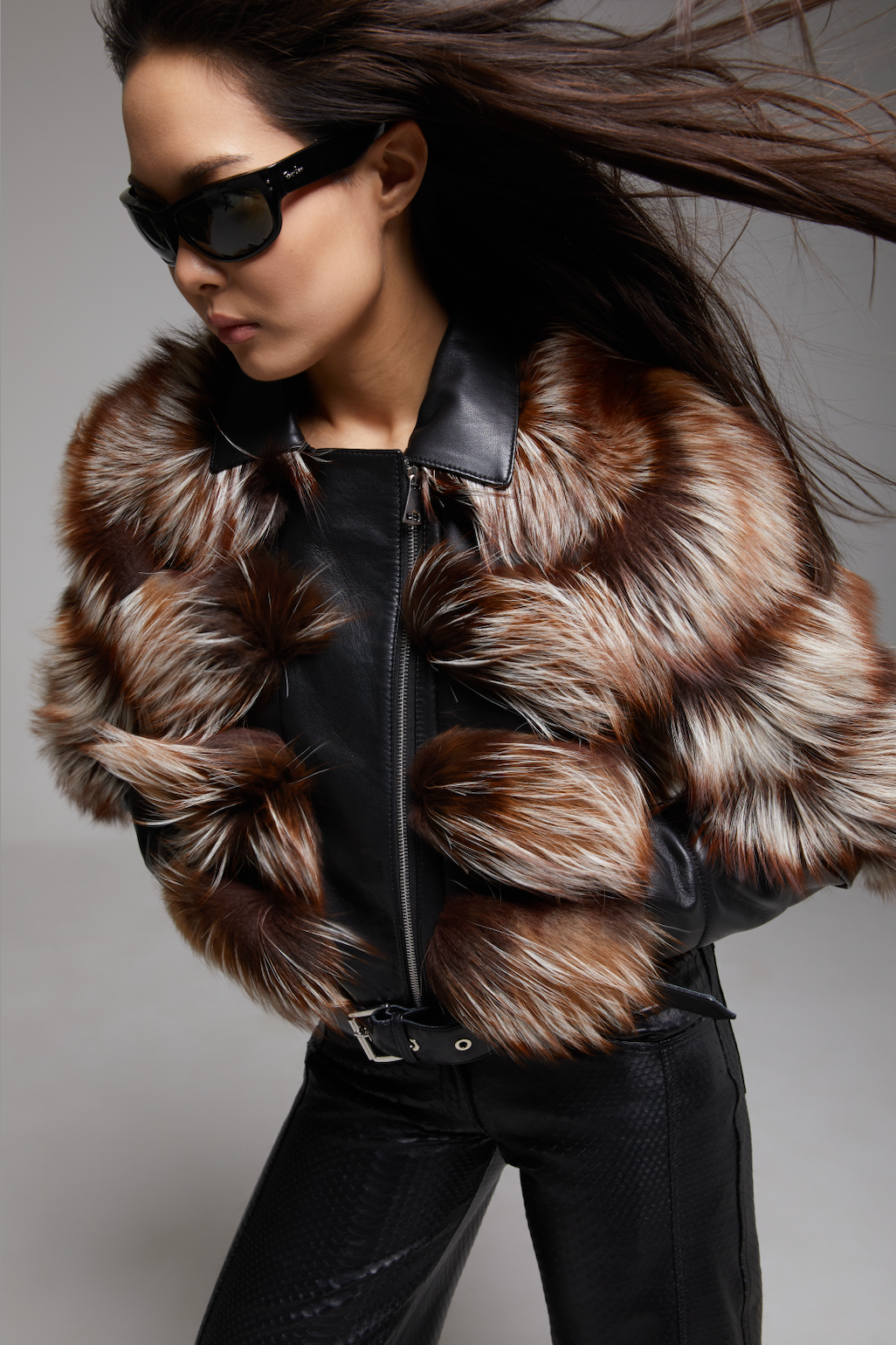 BIENBIE Octave Jacket in stylish design, featuring a premium fabric exterior and a comfortable fit.