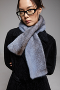 BIENBIE Rubato scarf with soft, lightweight fabric, featuring a stylish pattern in neutral tones, perfect for adding elegance to any outfit.