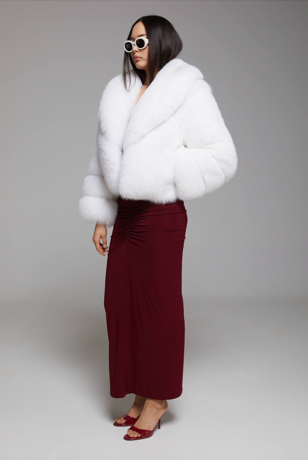 BIENBIE Aperto jacket in stylish design, displayed on a screen, with a focus on the jacket's fabric and modern fit.